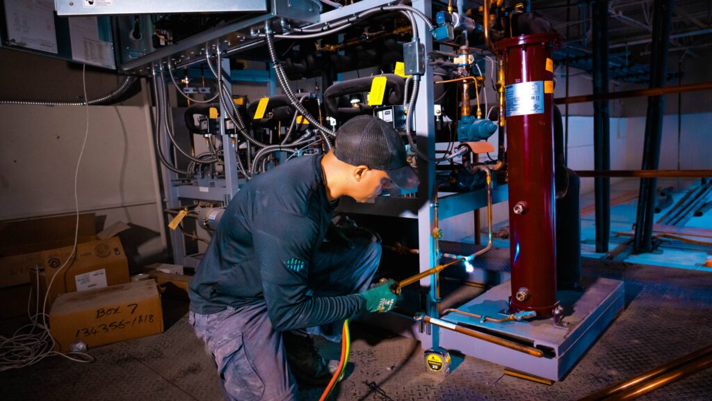 facility maintenance service Dynamiq